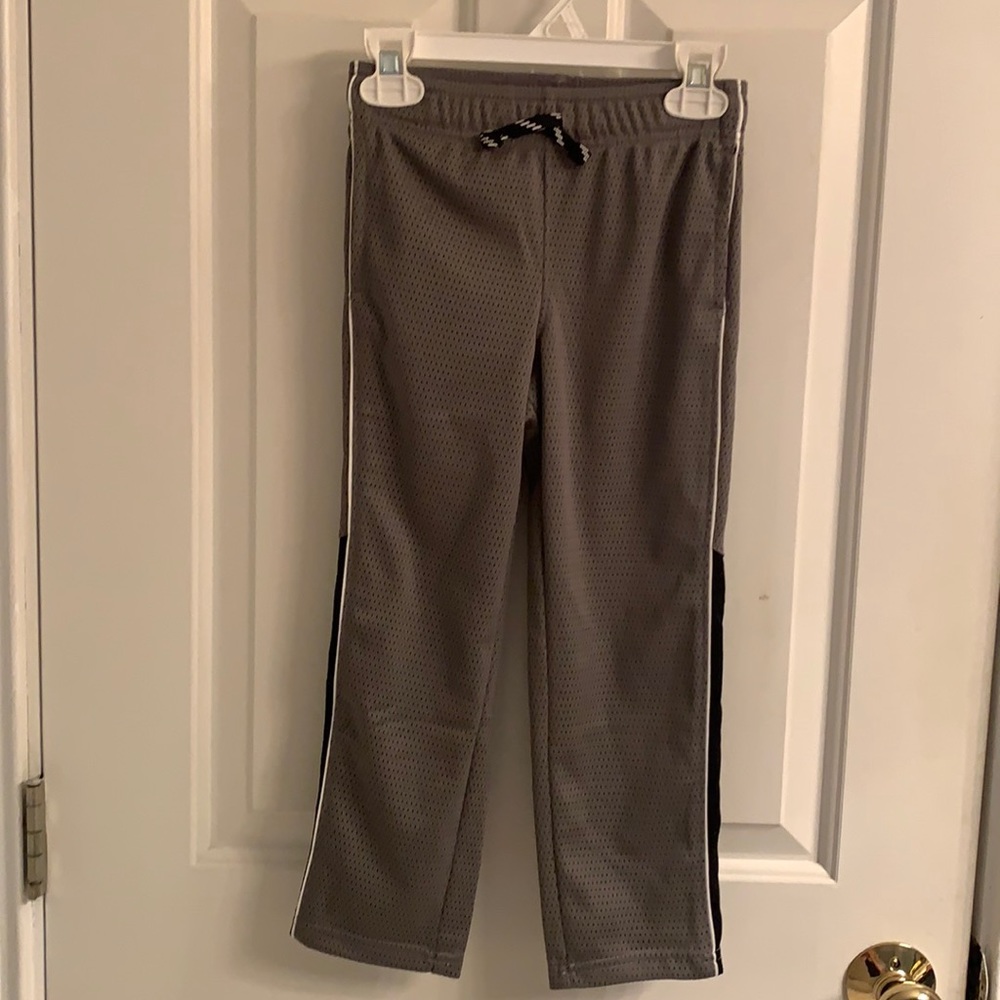 NWOT-Boys Jumping Beans Gray Mesh Active Pants